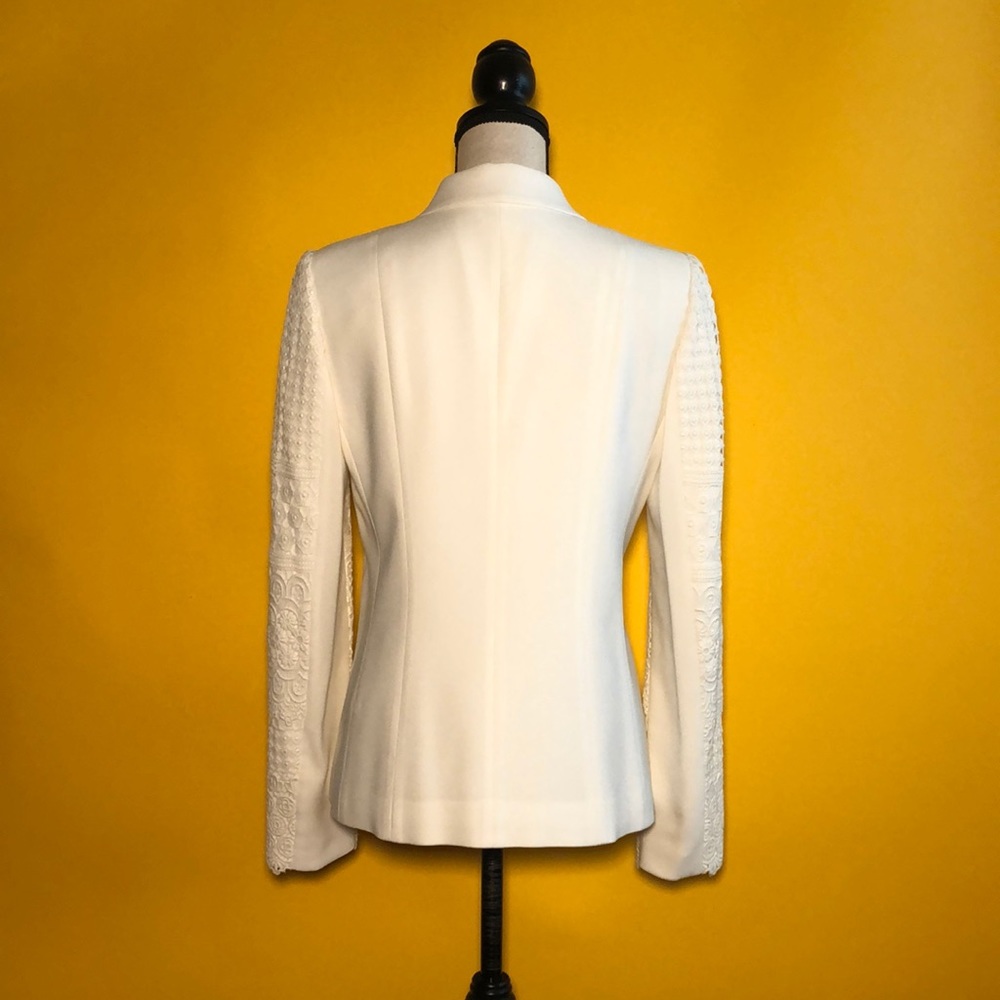 ELIE TAHARI Bohemian-sleeve blazer jacket - Picture 3 of 10